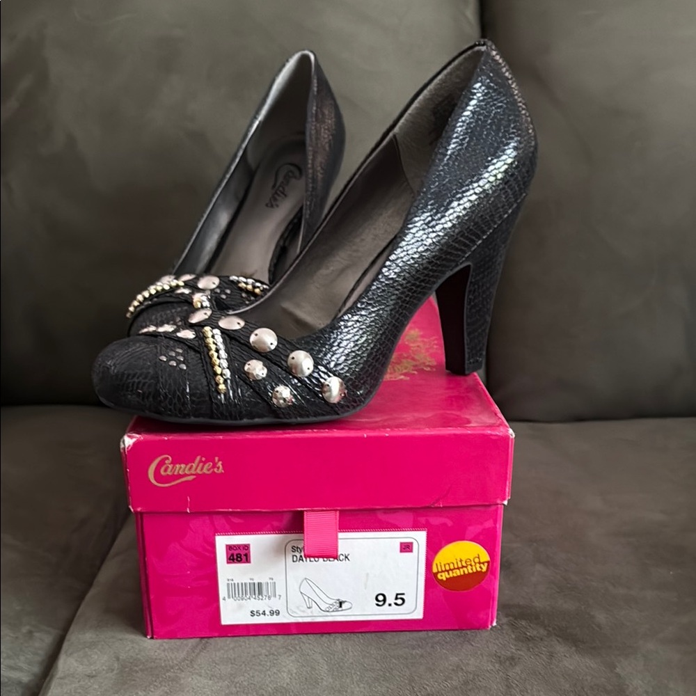Candie's Black Glittery Peep-Toe Heels